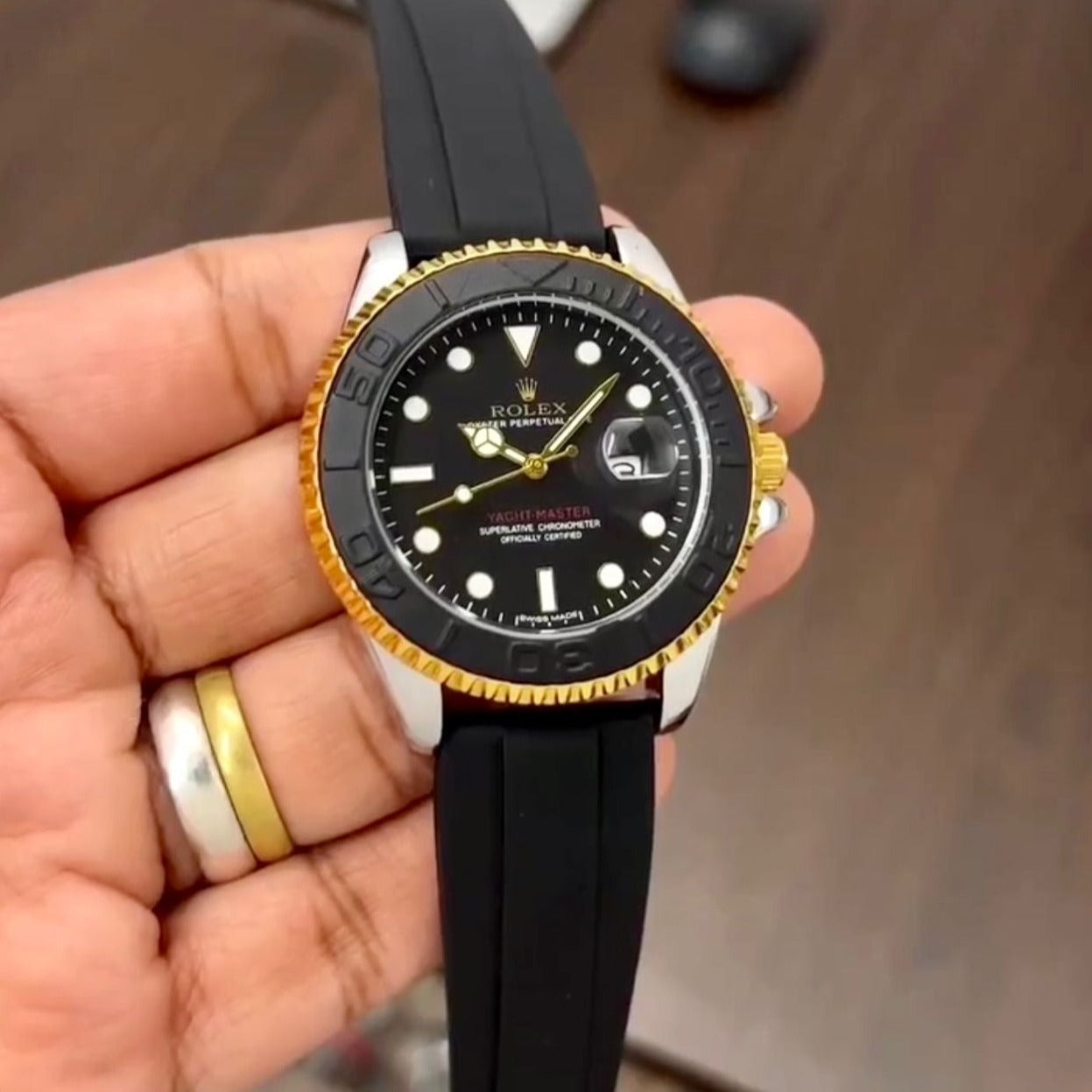 Amazing Luxury Blcak Gold Men's Watch - AmazingBaba