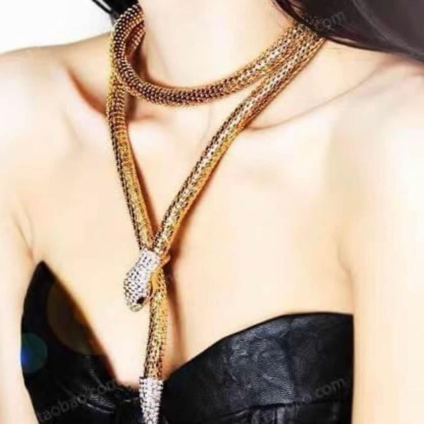 Snake Viper Round  Necklace