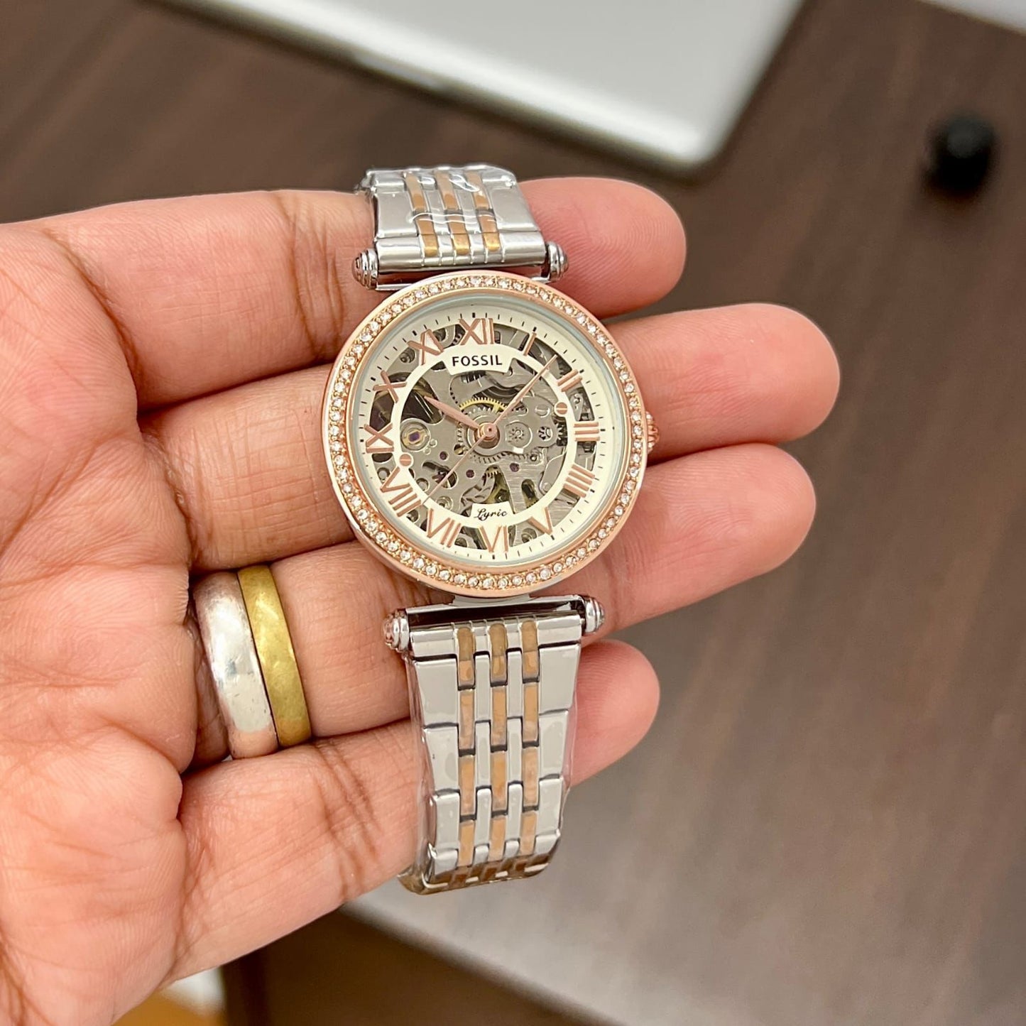 Fsl premium quality women watch