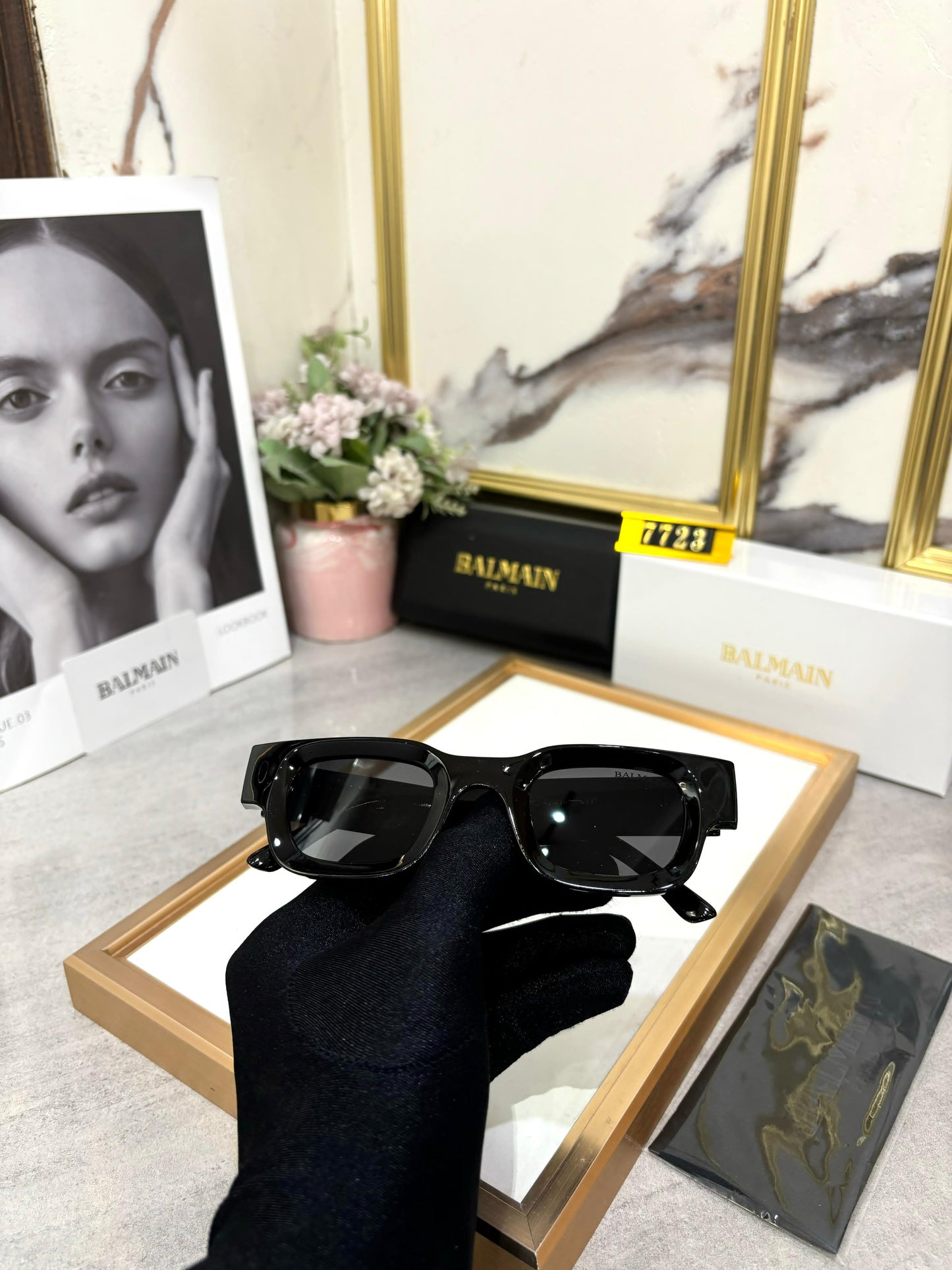 BURBERRY SUNGLASS