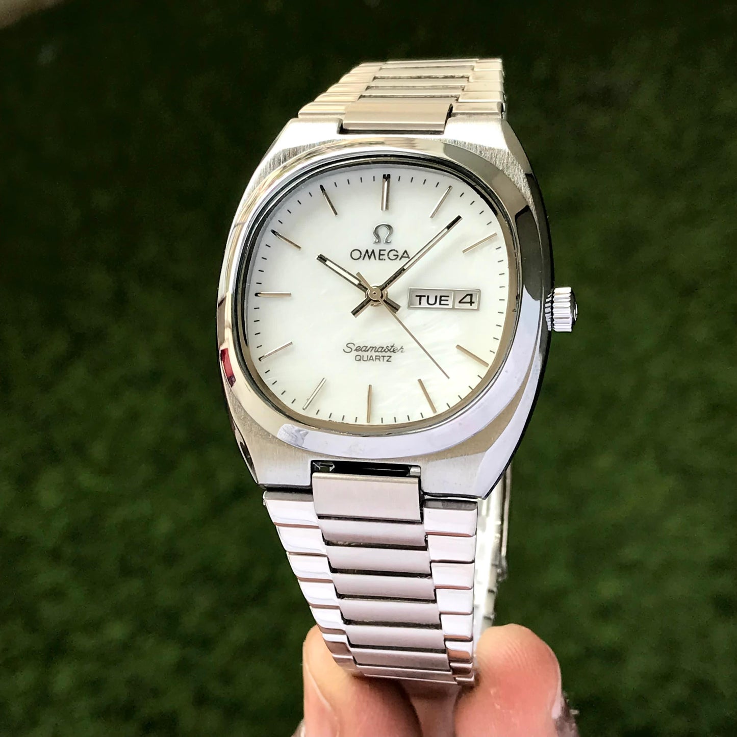 LUXURY OMEGA WATCH
