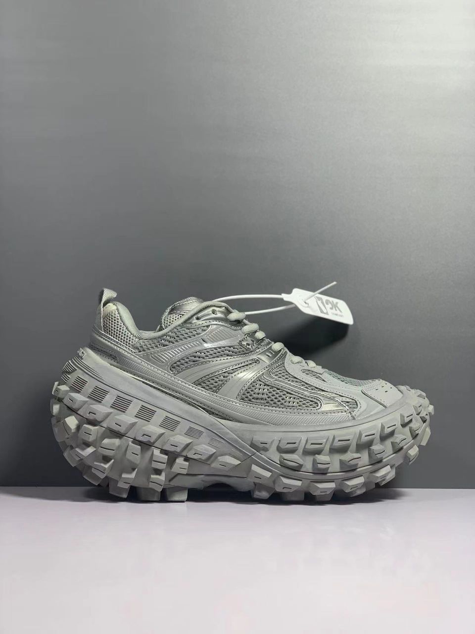 BELENCIAGA DEFENDER SNEAKER