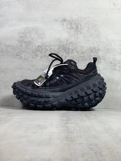 BELENCIAGA DEFENDER SNEAKER