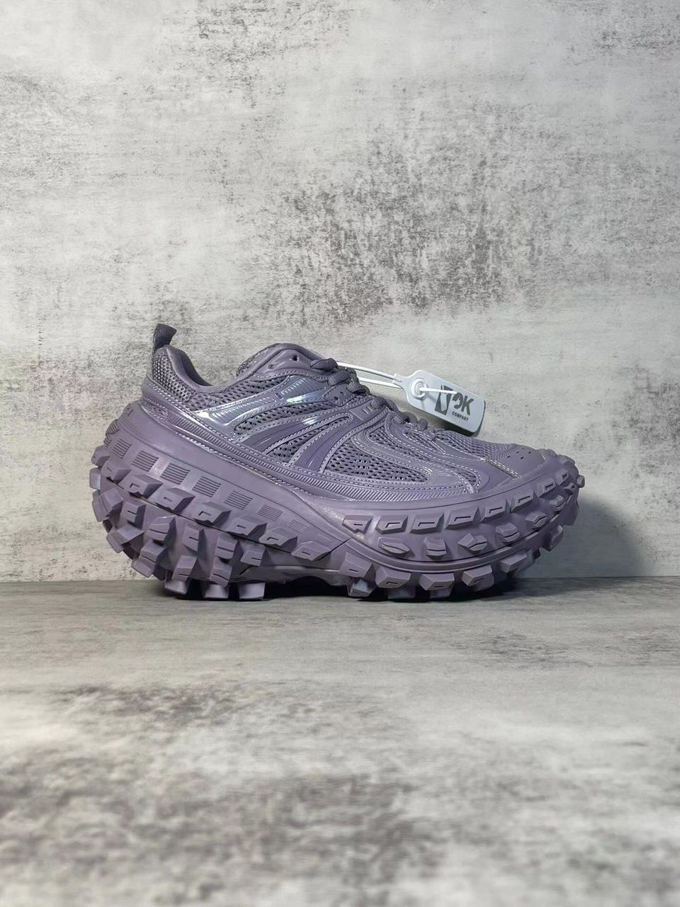 BELENCIAGA DEFENDER SNEAKER