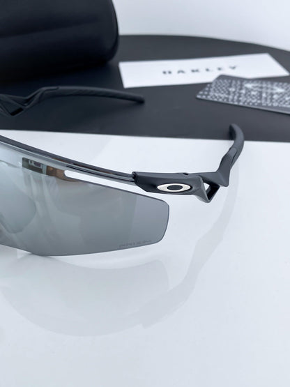 Oakley mens sunglasses