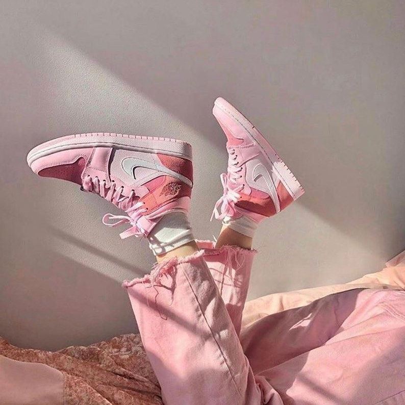 Air high digital pink shoes
