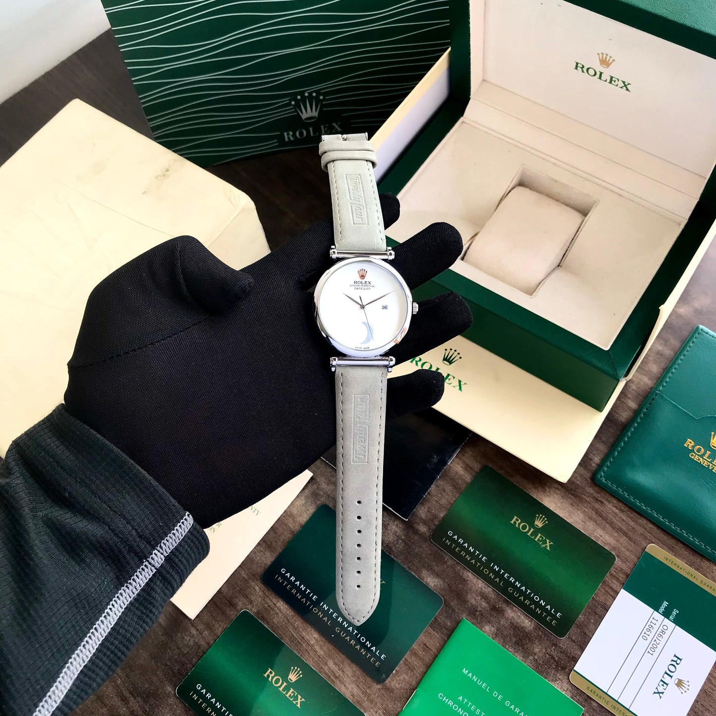 Amazing exclusive rlx moon watch - AmazingBaba
