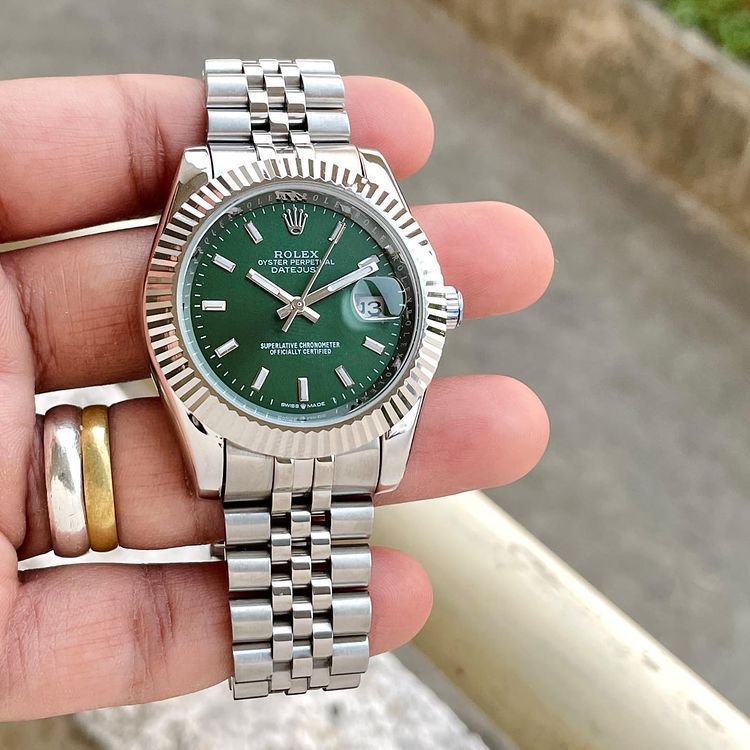 Amazing DateJust Classic watch - AmazingBaba