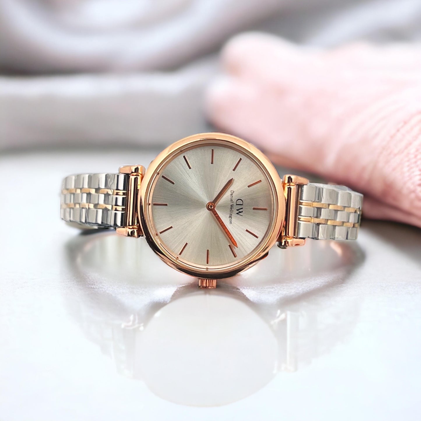 Dw Luxury women watch - AmazingBaba