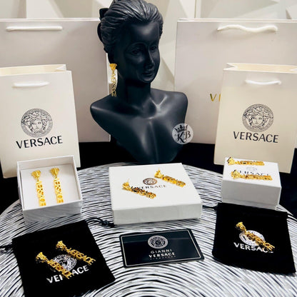 Amazing Medusa vsache drop earrings